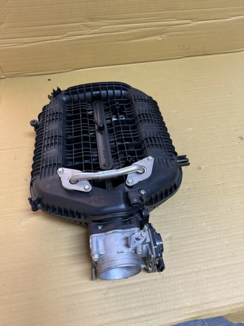 2019 Honda Odyssey 3.5L Upper Used OEM Intake Manifold