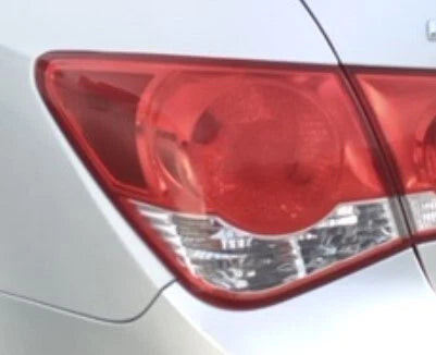 11-16 Chevrolet Cruze Left Driver Quarter Mounted Tail Light Lamp OEM OEM used OEM tail light assembly
