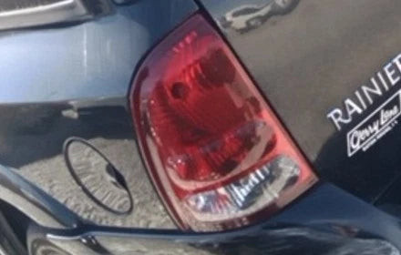 04-07 Buick Rainier Left Driver Quarter Mounted Tail Light Lamp OEM OEM used OEM tail light assembly
