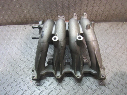 2000-2002 Hyundai Accent Used Intake Manifold
