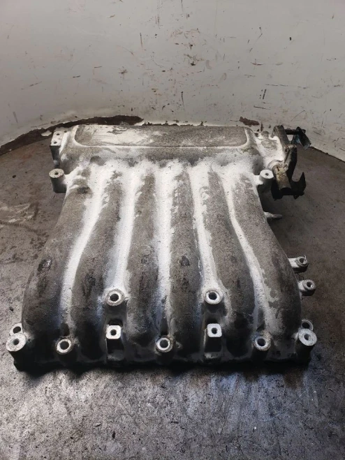 2003 Hyundai Sonata 2.7L Upper Used Intake Manifold