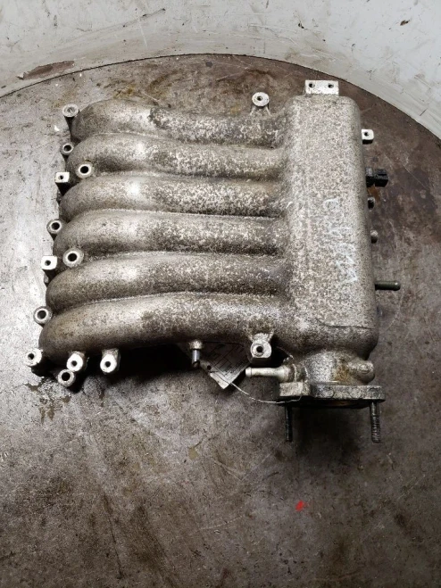 2005 Hyundai Santa Fe 2.7L Upper Used Intake Manifold