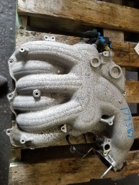 2007-2009 Hyundai Santa Fe Upper Used OEM Intake Manifold