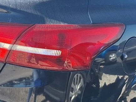2017-2018 Ford Focus Quarter Mount Passenger RH Tail Light Lamp OEM OEM used OEM tail light assembly