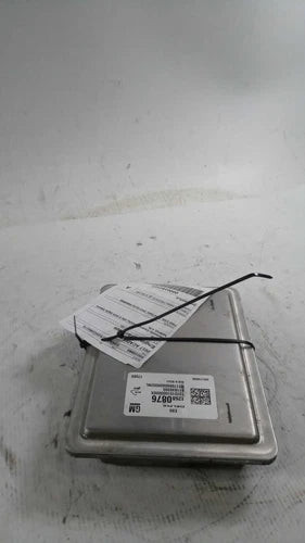 2017 GMC Acadia Silver ECM Engine Control Module Salvage Used OEM Engine Control Module ECM