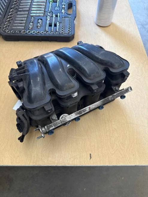 2010 Hyundai Santa Fe 2.4L Used Intake Manifold