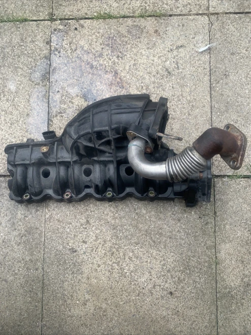2011 Hyundai Santa Fe 2.2L Diesel Used Intake Manifold