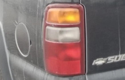 00-03 Chevrolet Suburban 1500 Left Driver Quarter Mounted Tail Light Lamp OEM used OEM tail light assembly