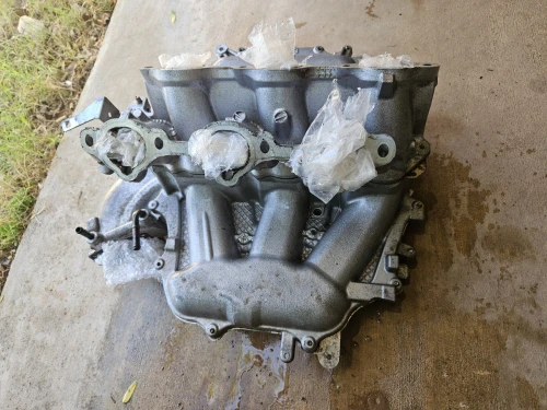 2003-2007 Infiniti G35 3.5L Upper Lower VQ35DE Used Intake Manifold