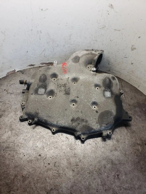 2004 Infiniti G35 Upper Used Intake Manifold