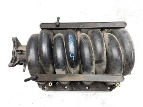 2004-2006 Infiniti QX56 5.6L 4WD Used OEM Intake Manifold