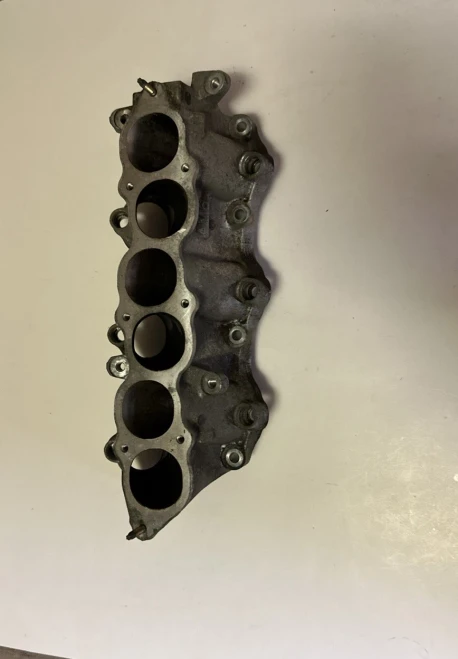 2005-2006 Infiniti G35 Lower VQ35DE Used Intake Manifold