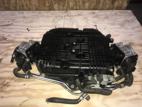 2009-2012 Infiniti FX35 / G35 / M35 3.5L With Throttle Body VQ35HR Used Intake Manifold