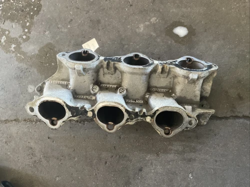 2010-2019 Infiniti / Nissan G37 / 370Z Used Intake Manifold 14003-EY01A