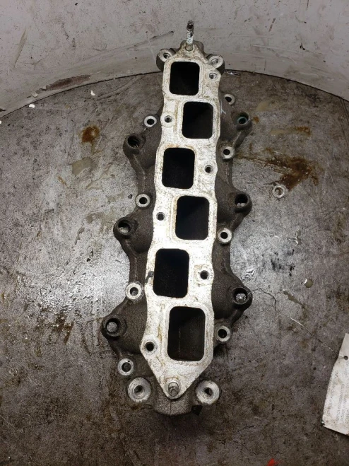 2011 Infiniti G25 Lower Used Intake Manifold