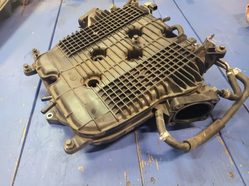 2014-2018 Infiniti Q70 3.7L Upper Used Intake Manifold