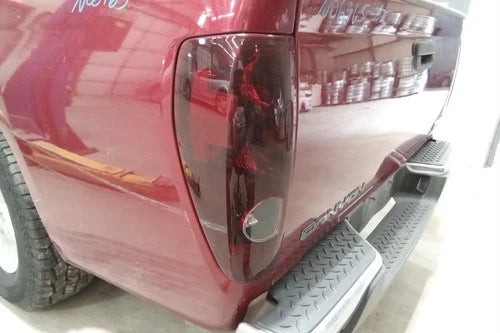 04 05 06 07 08 09 10 11 12 GMC Canyon Driver LH Tail Light Lamp OEM used OEM tail light assembly