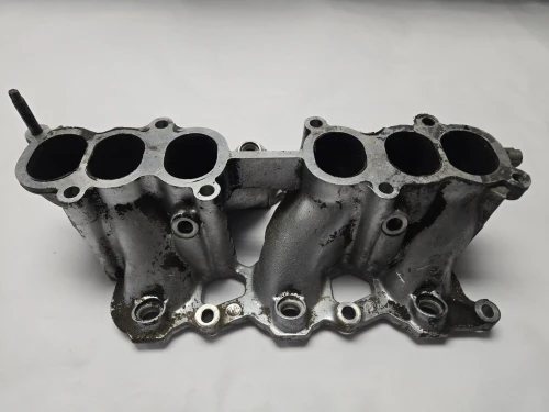 1996 Isuzu Trooper 3.2L Lower Used Intake Manifold