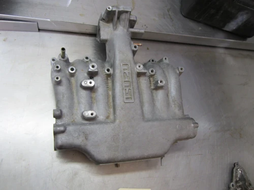 1996-1997 Isuzu Rodeo 3.2L Upper Used Intake Manifold