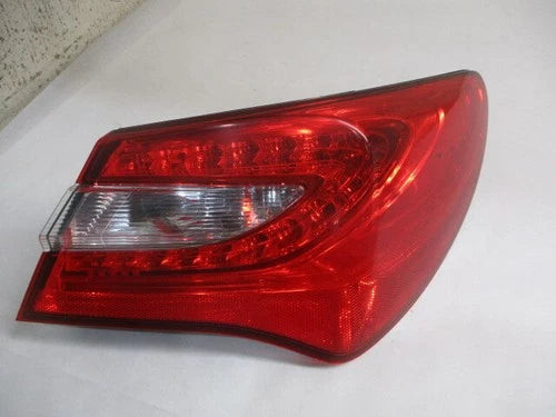 11 12 13 14 Chrysler 200 RH Passenger Tail Brake Light Lamp OEM OEM used OEM tail light assembly