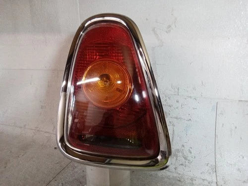 2010 Mini Cooper Hardtop Driver Side LH Quarter Mounted Tail Lamp OEM OEM used OEM tail light assembly