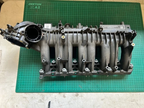 2016 Jaguar XE 2.0L Diesel Used Intake Manifold G4D39424AC
