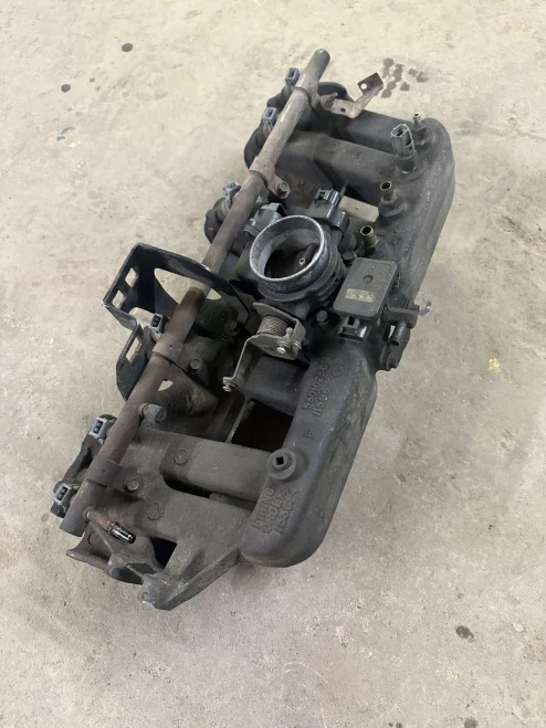 Jaguar XJ Used Intake Manifold