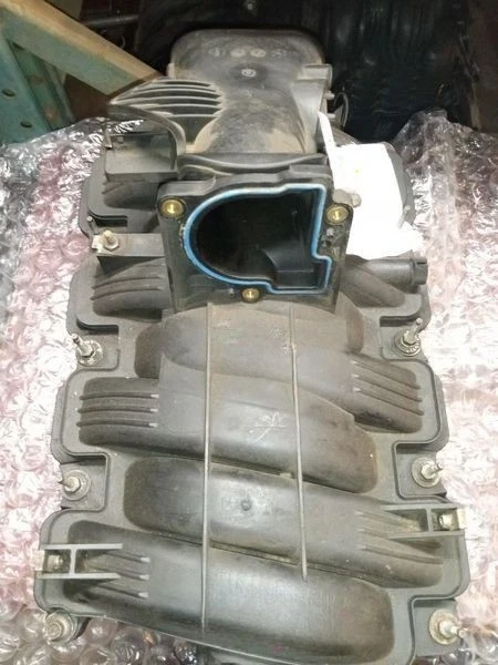 2003-2004 Jeep Grand Cherokee 4.7L Used OEM Intake Manifold