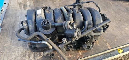 2007 Jeep Grand Cherokee 5.7L Used Intake Manifold