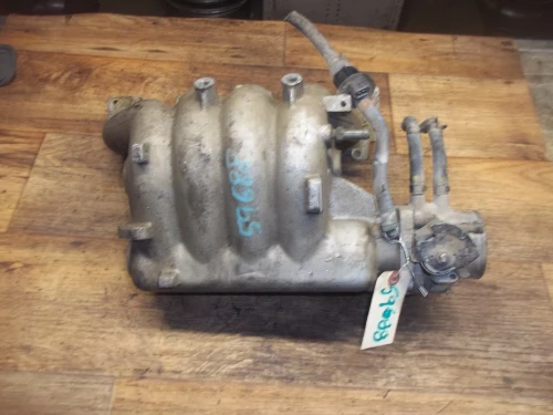 2003-2006 Kia Spectra 2.0L With Throttle Body Used Intake Manifold