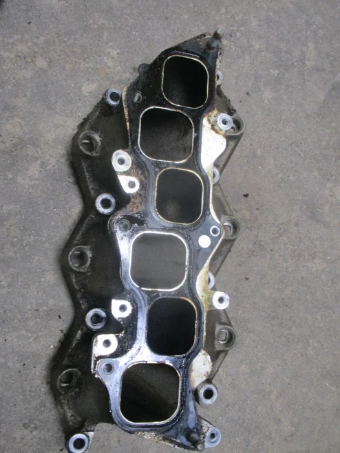 2006-2008 Kia Sedona Lower Used Intake Manifold