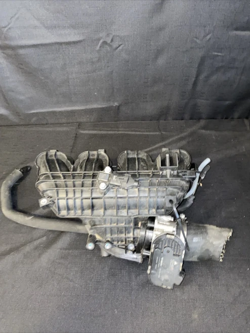 2011-2015 Kia Optima 2.0L Turbo With Throttle Body Used OEM Intake Manifold