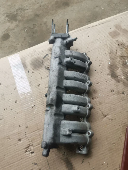 2012 Kia Rio 1.4L Used Intake Manifold