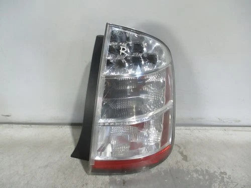 2006-2009 Toyota Prius Passenger RH Tail Light Lamp OEM used OEM tail light assembly