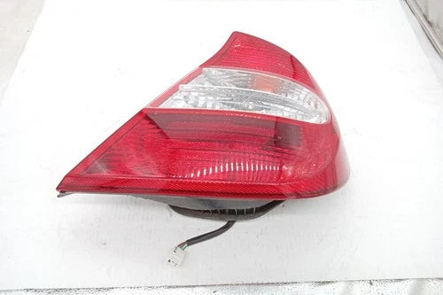 2002 Toyota Camry Passenger RH Tail Lamp Assembly OEM used OEM tail light assembly