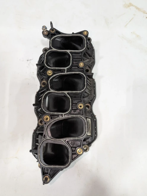 2015 Kia Sedona 3.3L Lower Used Intake Manifold