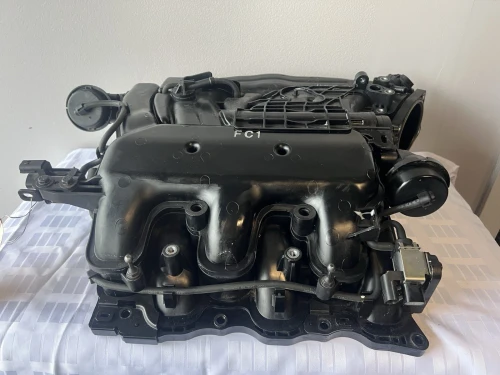 2016 Kia Sorento 3.3L Upper V6 Used OEM Intake Manifold