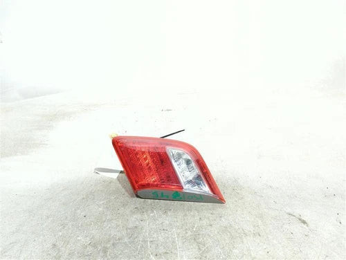 2007 Toyota Camry Decklid Mounted R. W/O Re Used OEM Right Tail Light Assembly