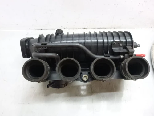 Kia Carnival 2.9L Used Intake Manifold