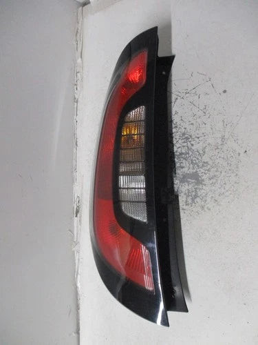 2015-2019 Kia Soul Driver LH Tail Light Lamp OEM used OEM tail light assembly