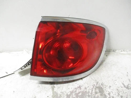 2008-2012 Buick Enclave Passenger RH Tail Light Lamp OEM used OEM tail light assembly