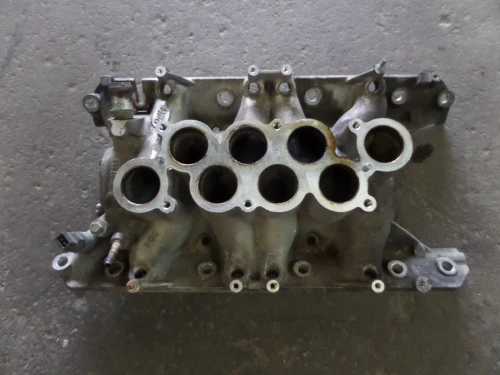 1995-1998 Land Rover Range Rover 4.0L Used Intake Manifold