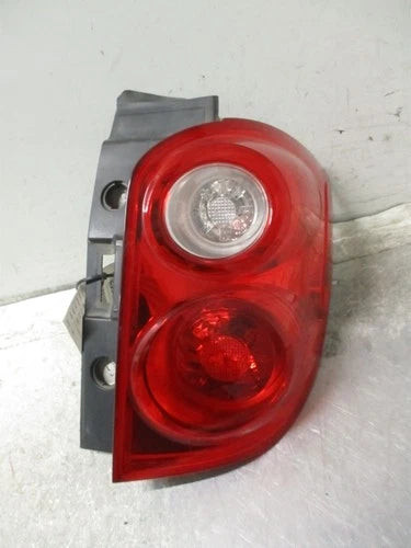 2010-2015 Chevrolet Equinox Passenger RH Tail Light Lamp OEM used OEM tail light assembly