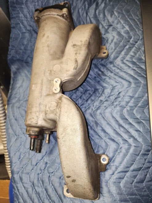 1999-2004 Land Rover Discovery 4.0L Upper V8 Used Intake Manifold