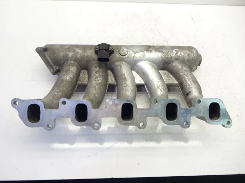Land Rover Discovery 2.5L Diesel 4WD Used Intake Manifold