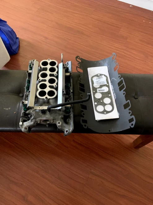 Land Rover Discovery Lower Used Intake Manifold