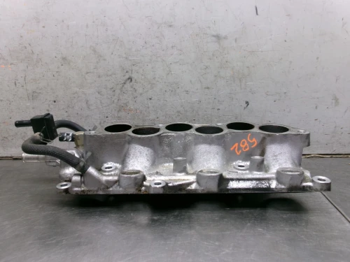 1999-2003 Lexus RX300 Lower Used Intake Manifold