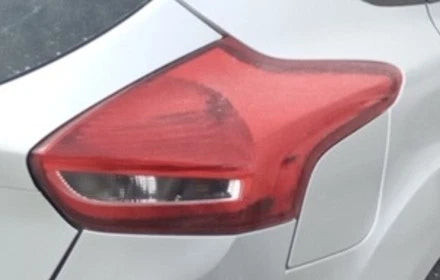15-18 Ford Focus Right Passenger Quarter Mounted Tail Light Lamp OEM OEM used OEM tail light assembly