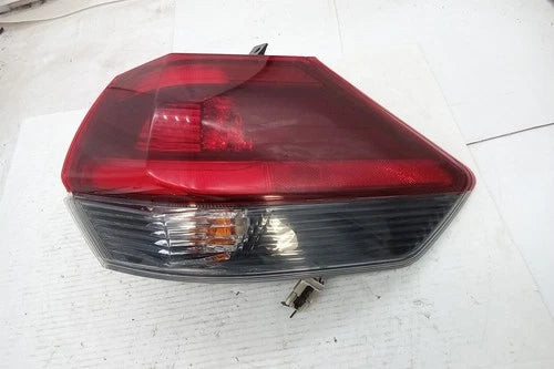 2019 Nissan Rogue Passenger RH Tail Lamp Quarter Panel Mounted OEM used OEM tail light assembly