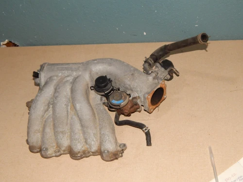 Lexus ES300 3.0L Upper V6 Used Intake Manifold